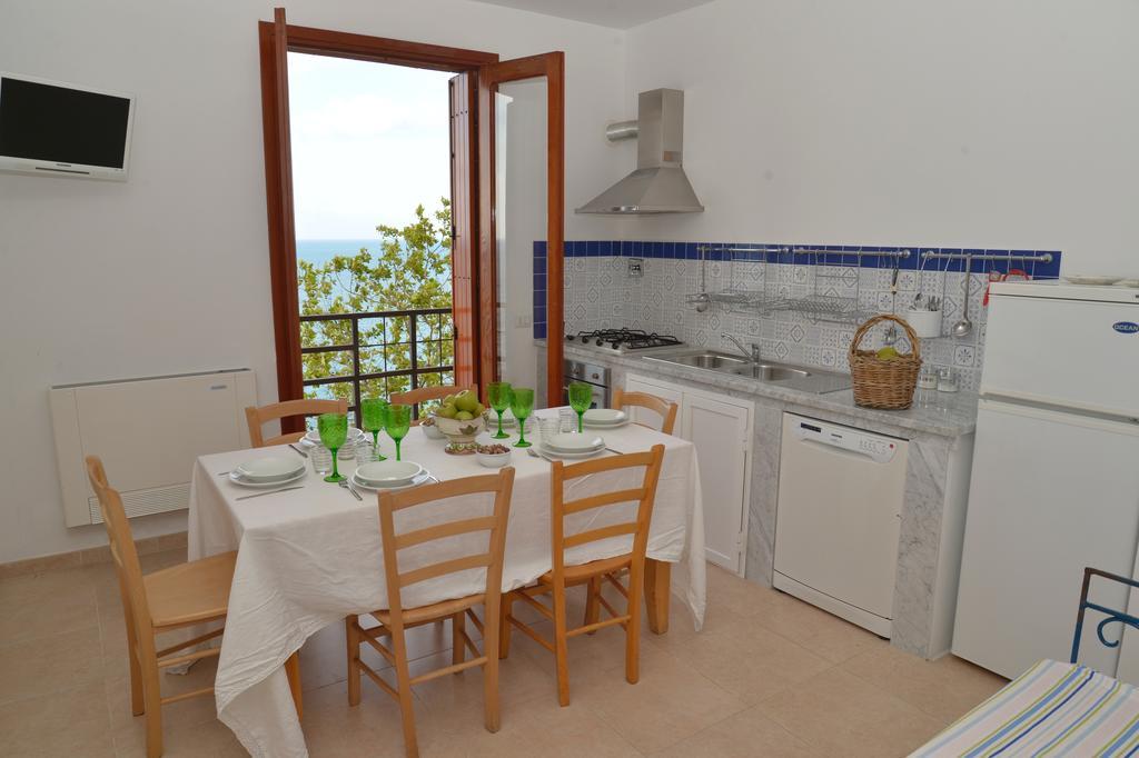 Marco Polo Casa Vacanze Pollina Εξωτερικό φωτογραφία